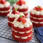 mini red velvet cakes 2026 01 26 000304 901x1024 1